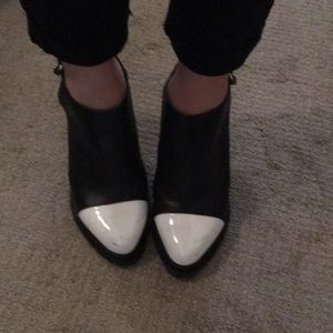 Alexander Wang Caroline patent pump